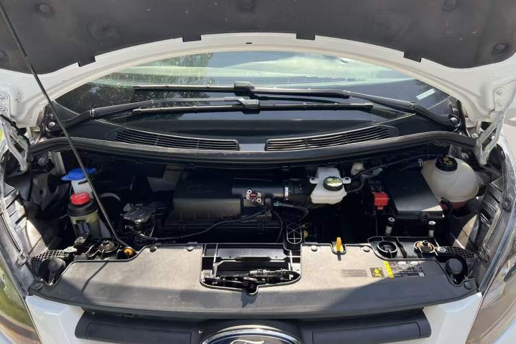 Used Ford Transit 2019 2.0T Diesel Van Mid-Chassis Mid-Roof 3-Seater China VI Standard Interior 8