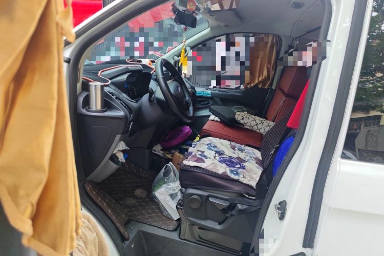 Used Ford Transit 2019 2.0T Diesel Multi-Purpose Commercial Vehicle Short Wheelbase Low Roof 6-Seater China VI Standard Left Front Seat