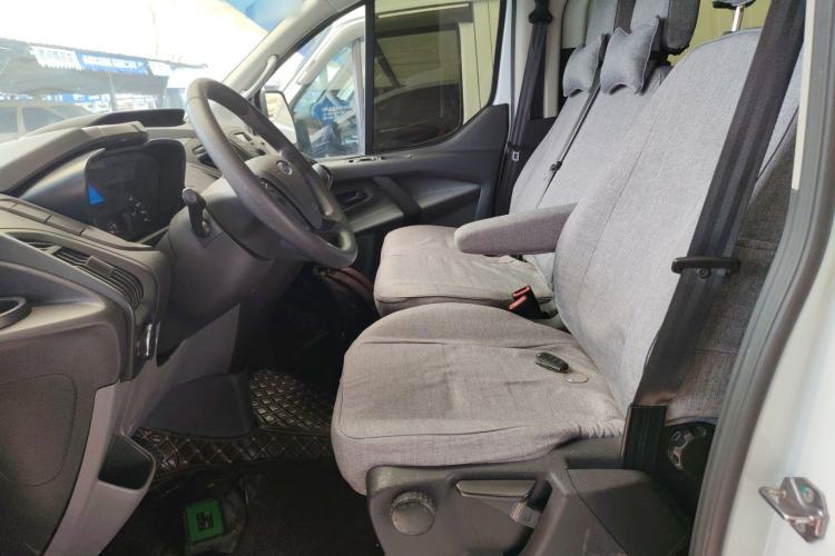 Used Ford Transit 2019 2.0T Gasoline Multi-Purpose Commercial Vehicle Short Wheelbase Low Roof 6-Seater China VI Standard Left Front Seat