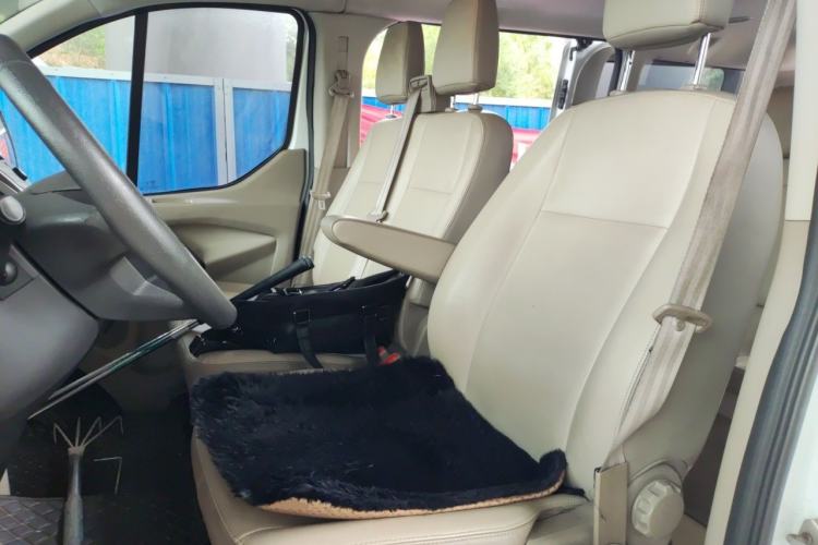 Used Ford Transit 2019 2.0T Diesel Commercial & Travel Short Wheelbase Low-Roof 9-Seater China VI Left Front Seat