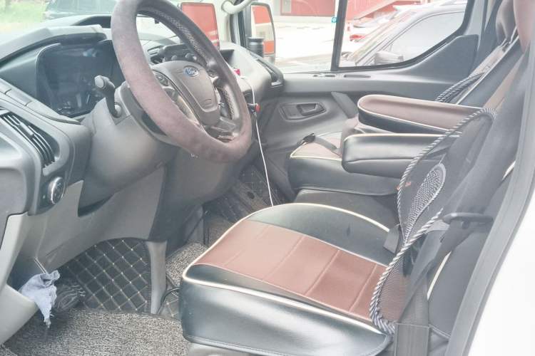 Used Ford Transit 2019 2.0T Gasoline Automatic Multi-Function Commercial Vehicle Mid-Roof 6-Seater China VI Standard Left Front Seat