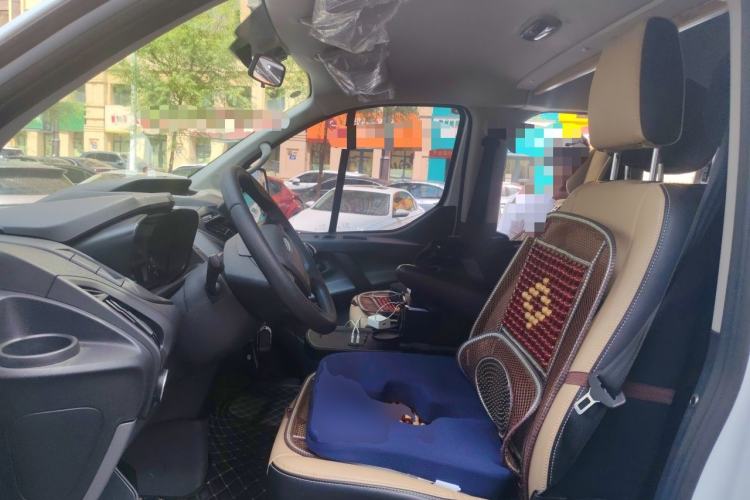 Used Ford Transit 2019 2.0T Diesel Multi-Purpose Commercial Vehicle Mid-Drive Mid-Roof 6-Seater China VI Standard Left Front Seat