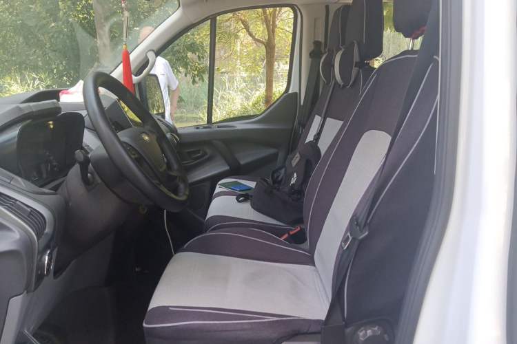 Used Ford Transit 2019 2.0T Gasoline Multi-Purpose Commercial Vehicle Mid-Drive Mid-Roof 6-Seater China VI Standard Left Front Seat