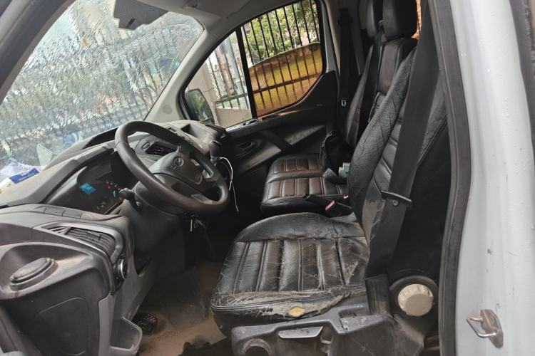 Used Ford Transit 2019 2.0T Diesel Multi-Purpose Commercial Vehicle Short Wheelbase Mid-Roof Design 6-Seater China VI Standard Left Front Seat