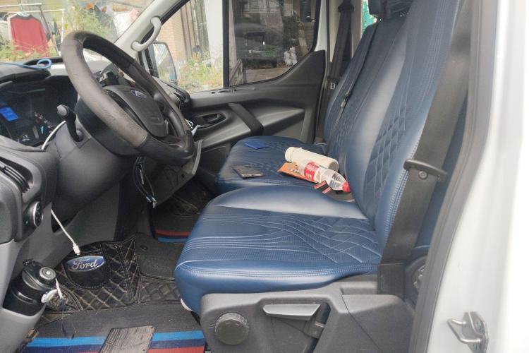 Used Ford Transit 2019 2.0T Diesel Business & Travel Mid-Drive Mid-Roof 7-Seater China VI Standard Left Front Seat