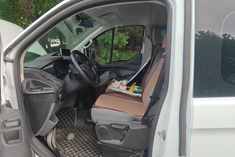 Used Ford Transit 2019 2.0T Diesel Multi-Purpose Commercial Vehicle Mid-Drive Mid-Roof 6-Seater China VI Standard Left Front Seat