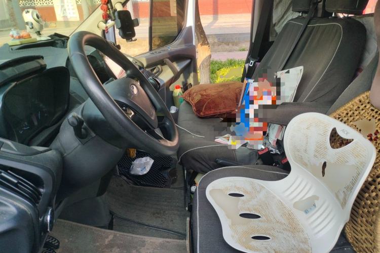 Used Ford Transit 2019 2.0T Gasoline Multi-Purpose Commercial Vehicle Mid-Drive Mid-Roof 6-Seater China VI Standard Left Front Seat