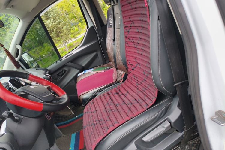 Used Ford Transit 2019 2.0T Diesel Multi-Purpose Commercial Vehicle Mid-Drive Mid-Roof 6-Seater China VI Standard Left Front Seat