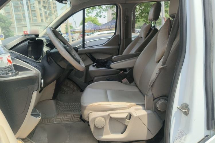 Used Ford Transit 2019 2.0T Diesel Commercial & Travel Short Wheelbase Low-Roof 7-Seater China VI Standard Left Front Seat