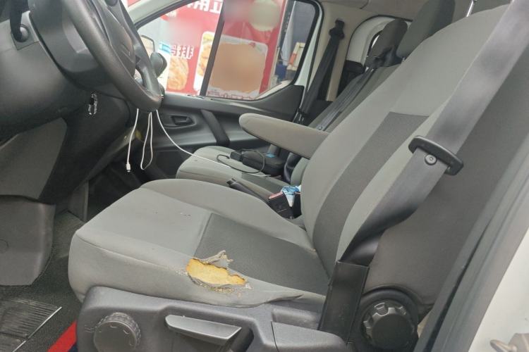 Used Ford Transit 2019 2.0T Diesel Multi-Purpose Commercial Vehicle Mid-Drive Mid-Roof 6-Seater China VI Standard Left Front Seat