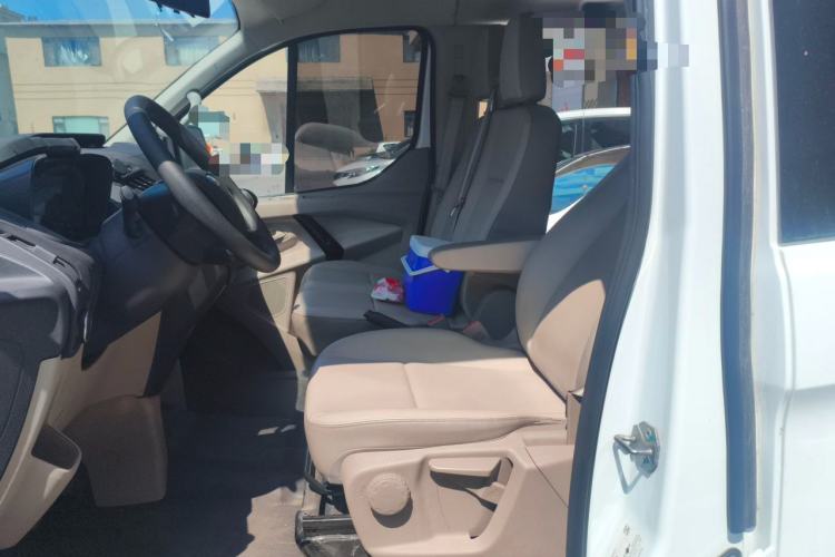 Used Ford Transit 2019 2.0T Diesel Commercial & Travel Short Wheelbase Low-Roof 9-Seater China VI Left Front Seat