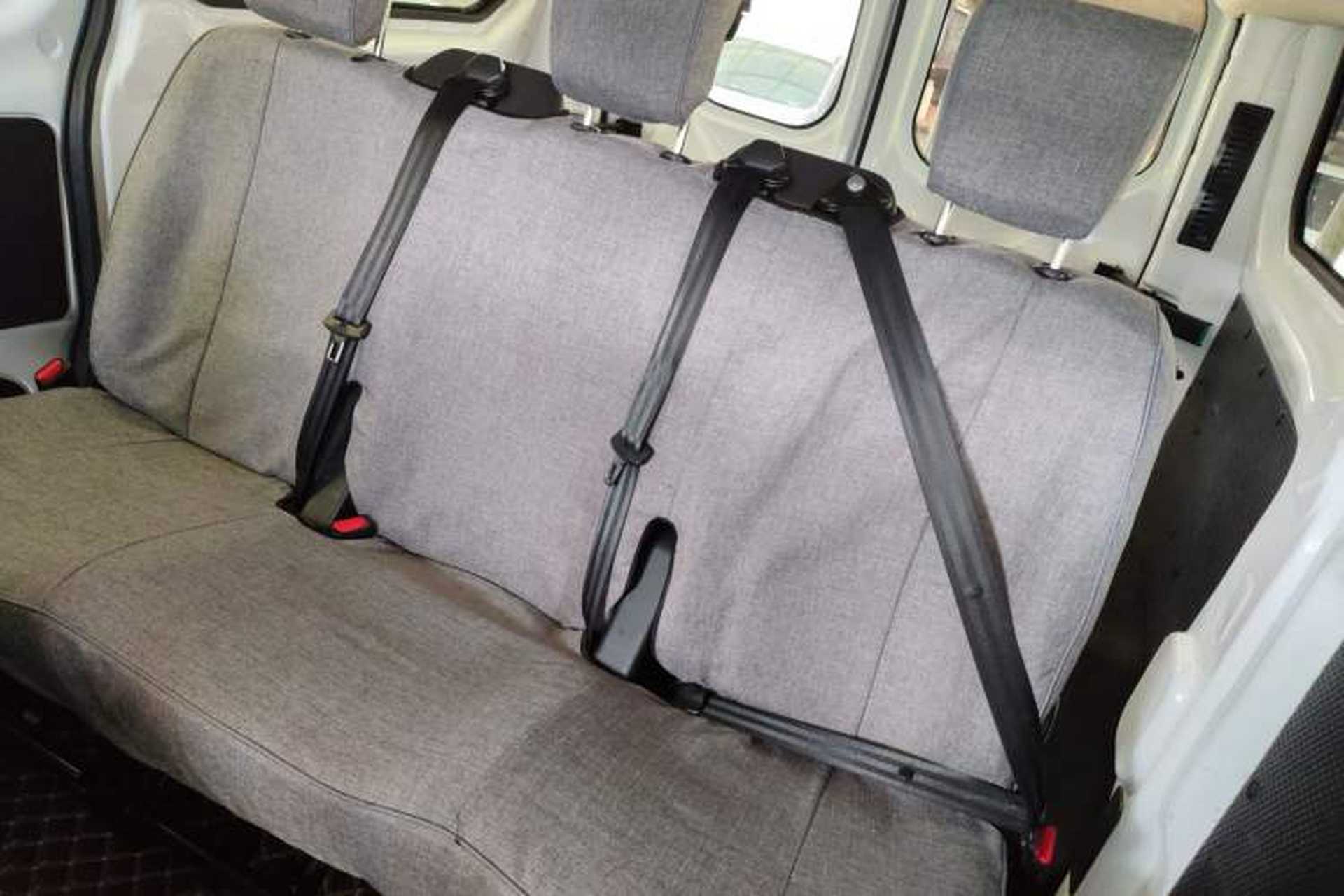Used Ford Transit 2019 2.0T Gasoline Multi-Purpose Commercial Vehicle Short Wheelbase Low Roof 6-Seater China VI Standard Left Rear Seat