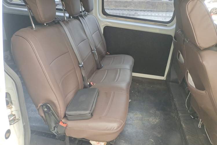 Used Ford Transit 2019 2.0T Gasoline Multi-Purpose Commercial Vehicle Mid-Drive Mid-Roof 6-Seater China VI Standard Left Rear Seat
