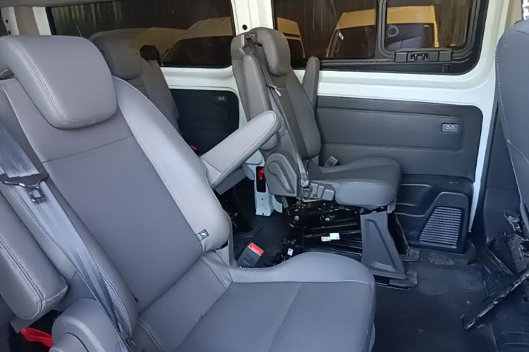 Used Ford Transit 2019 2.0T Diesel Commercial & Travel Mid-axle Mid-roof 9-Seater China VI Left Rear Seat