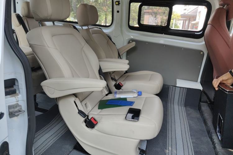 Used Ford Transit 2019 2.0T Gasoline Automatic Multi-Function Commercial Vehicle Mid-Roof 6-Seater China VI Standard Left Rear Seat