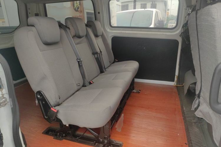 Used Ford Transit 2019 2.0T Diesel Multi-Purpose Commercial Vehicle Short Wheelbase Low Roof 6-Seater China VI Standard Left Rear Seat