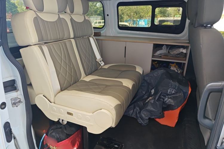Used Ford Transit 2019 2.0T Gasoline Multi-Purpose Commercial Vehicle Short Wheelbase Low Roof 6-Seater China VI Standard Left Rear Seat