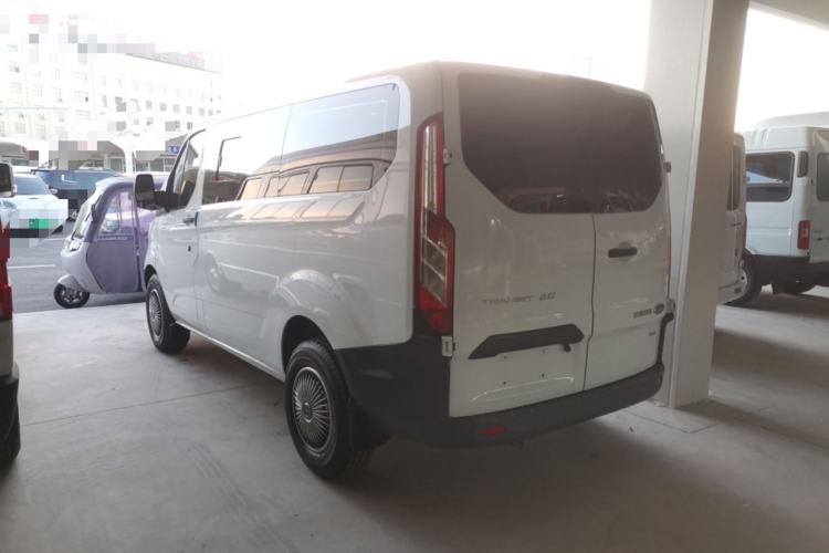 Used Ford Transit 2019 2.0T Diesel Multi-Purpose Commercial Vehicle Short Wheelbase Low Roof 6-Seater China VI Standard Left Side