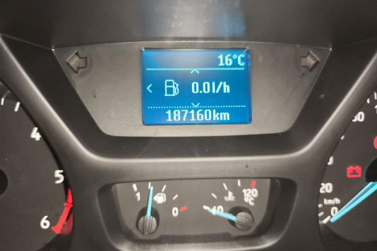 Used Ford Transit 2019 2.0T Diesel Commercial & Travel Short Wheelbase Low-Roof 7-Seater China VI Standard Odometer Close Up
