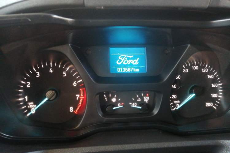 Used Ford Transit 2019 2.0T Gasoline Automatic Multi-Function Commercial Vehicle Mid-Roof 6-Seater China VI Standard Odometer Close Up