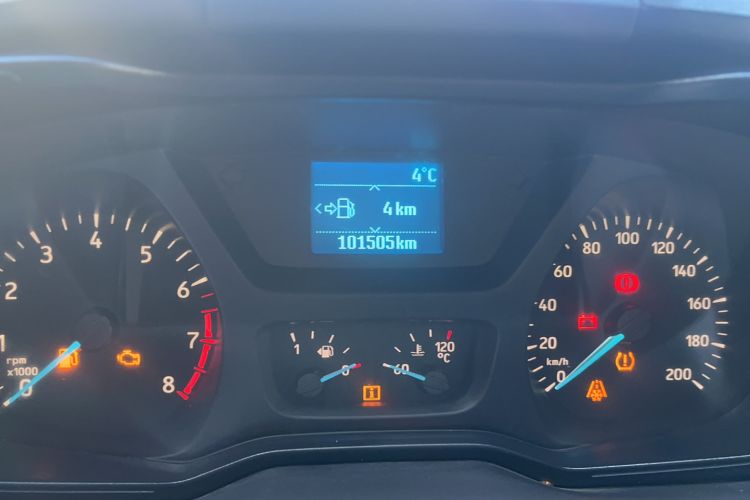 Used Ford Transit 2019 2.0T Gasoline Multi-Function Commercial Vehicle Short Wheelbase Mid-Roof 6-Seater China VI Standard Odometer Close Up