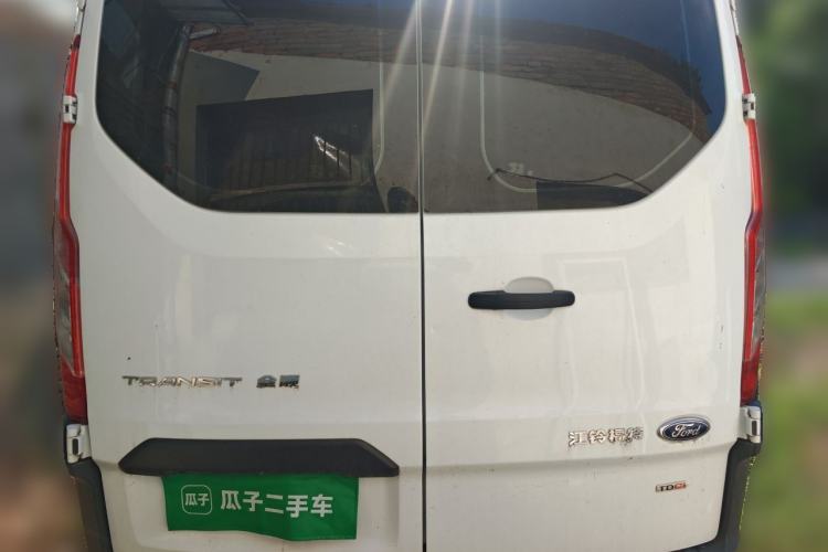 Used Ford Transit 2019 2.0T Diesel Multi-Purpose Commercial Vehicle Mid-Drive Mid-Roof 6-Seater China VI Standard Rear