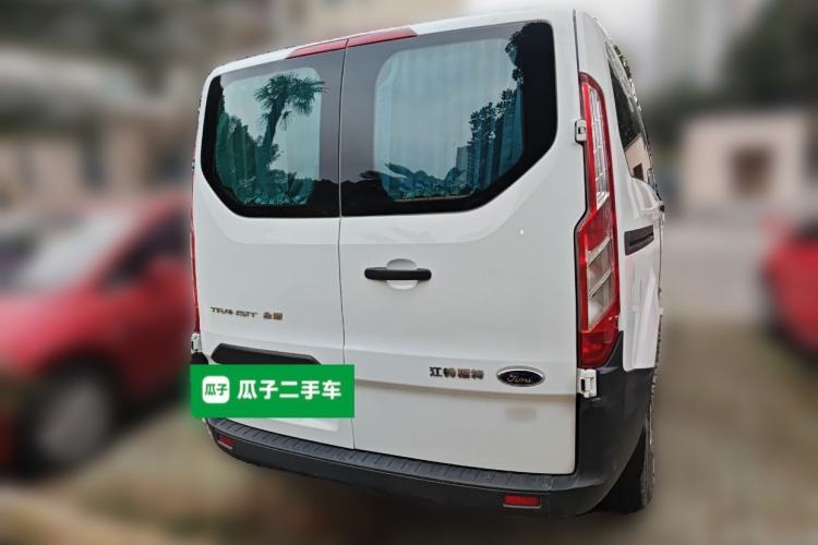 Used Ford Transit 2019 2.0T Diesel Multi-Purpose Commercial Vehicle Short Wheelbase Low Roof 6-Seater China VI Standard Rear