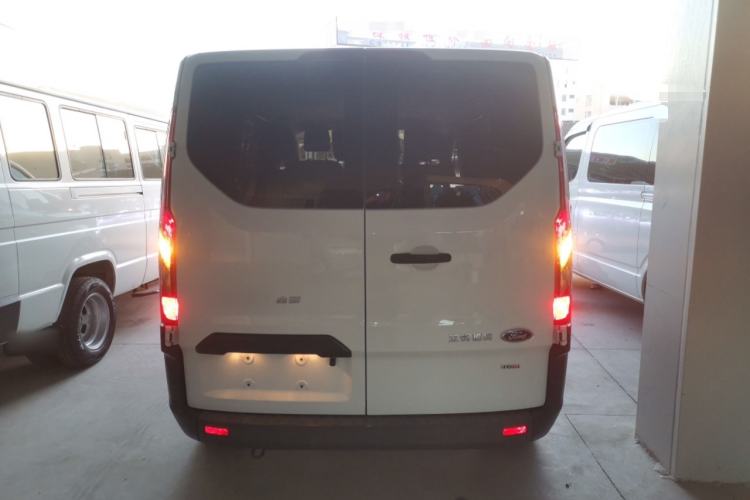 Used Ford Transit 2019 2.0T Diesel Multi-Purpose Commercial Vehicle Short Wheelbase Low Roof 6-Seater China VI Standard Rear