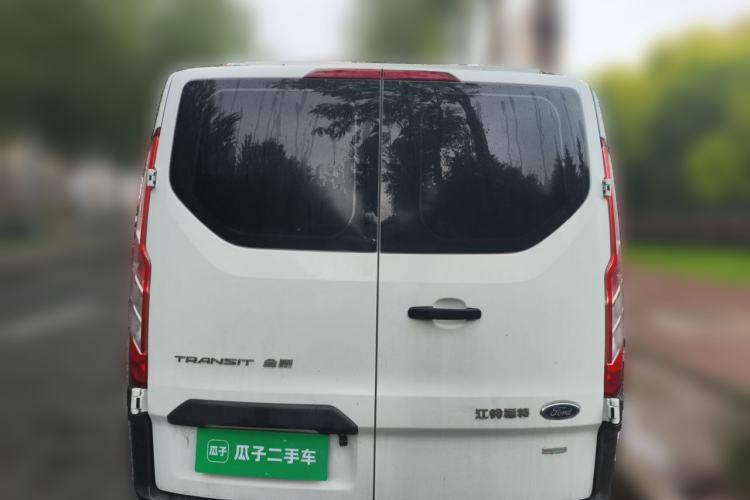 Used Ford Transit 2019 2.0T Gasoline Automatic Multi-Function Commercial Vehicle Short Wheelbase Low Roof 6-Seater China VI Standard Rear