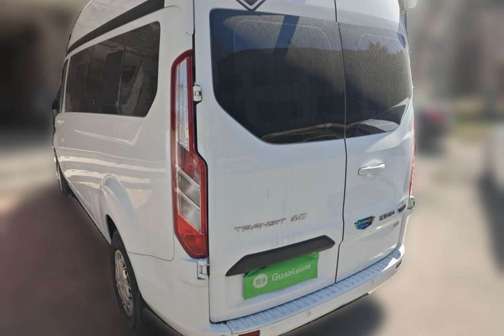 Used Ford Transit 2019 2.0T Diesel Business & Travel Mid-Drive Mid-Roof 8-Seater China VI Standard Rear Left 45 Deg