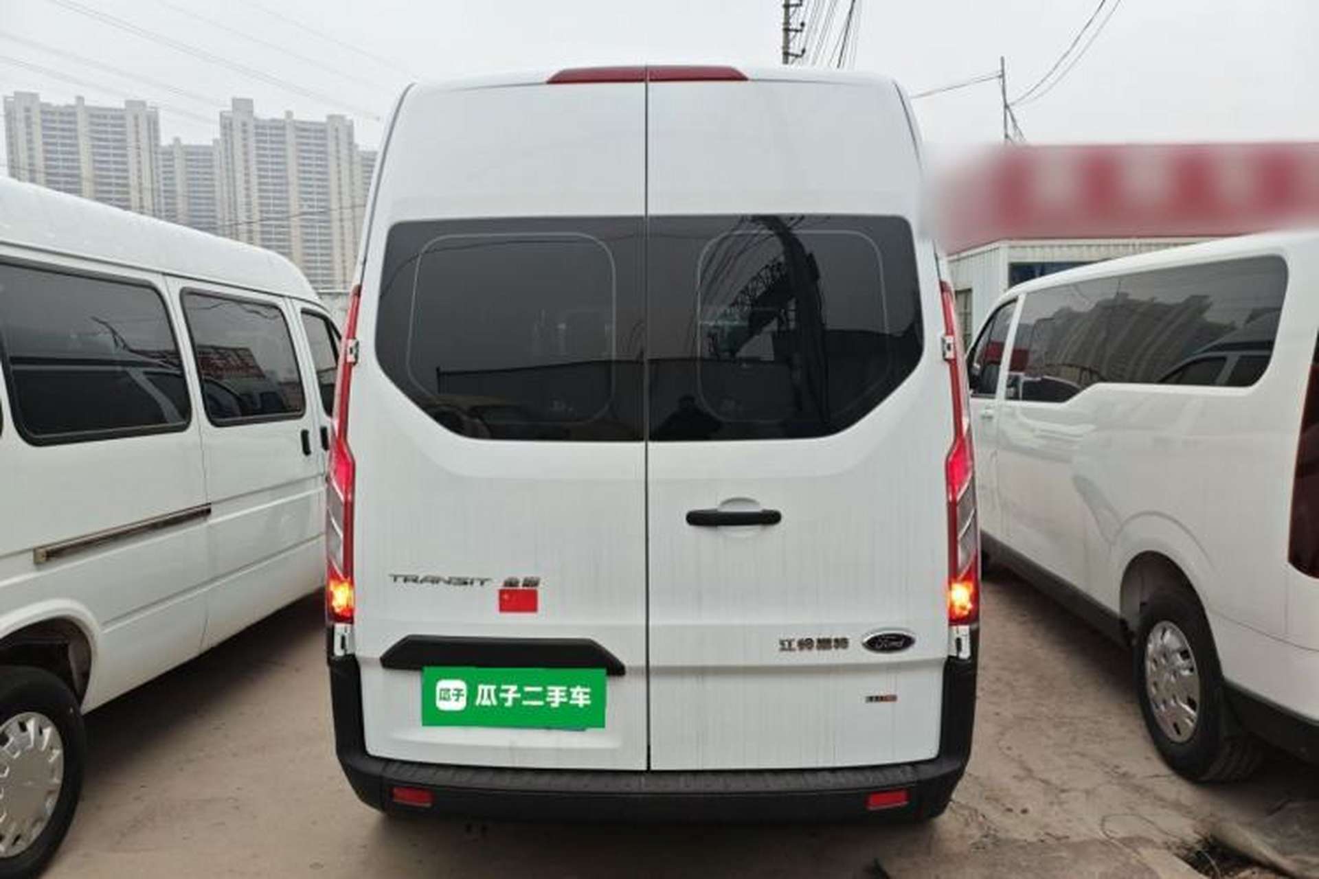 Used Ford Transit 2019 2.0T Diesel Multi-Purpose Commercial Vehicle Mid-Drive Mid-Roof 6-Seater China VI Standard Rear