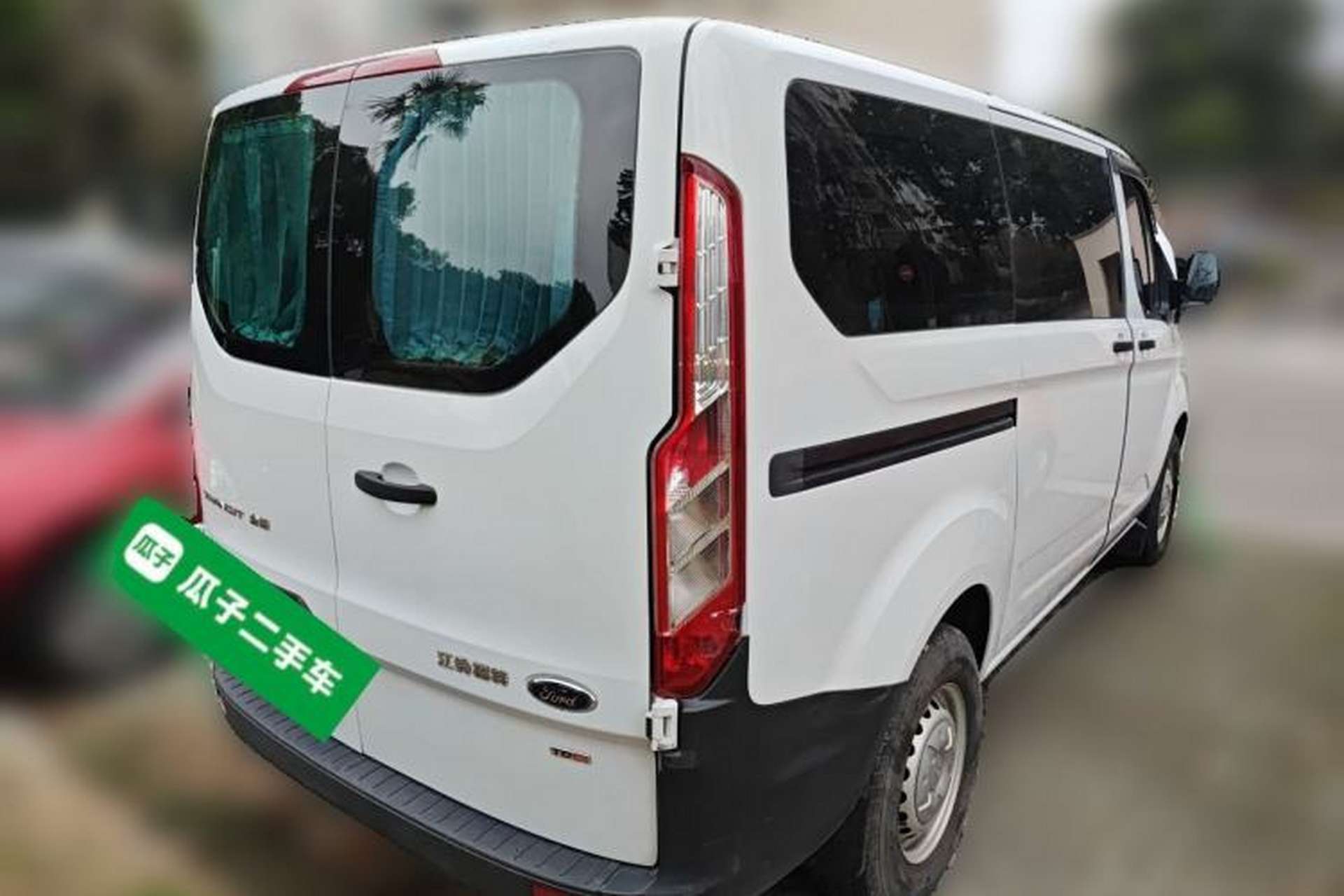 Used Ford Transit 2019 2.0T Diesel Multi-Purpose Commercial Vehicle Short Wheelbase Low Roof 6-Seater China VI Standard Rear Right 45 Deg