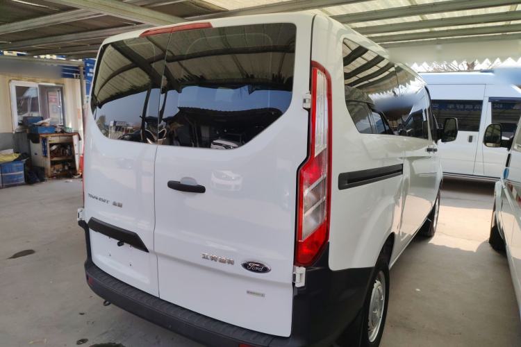 Used Ford Transit 2019 2.0T Gasoline Multi-Purpose Commercial Vehicle Short Wheelbase Low Roof 6-Seater China VI Standard Rear Right 45 Deg