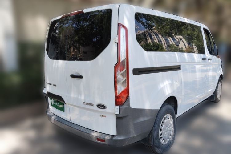 Used Ford Transit 2019 2.0T Diesel Multi-Purpose Commercial Vehicle Short Wheelbase Low Roof 6-Seater China VI Standard Rear Right 45 Deg
