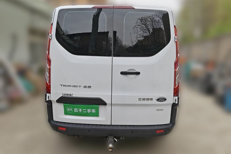 Used Ford Transit 2019 2.0T Gasoline Automatic Multi-Function Commercial Vehicle Short Wheelbase Low Roof 6-Seater China VI Standard Rear