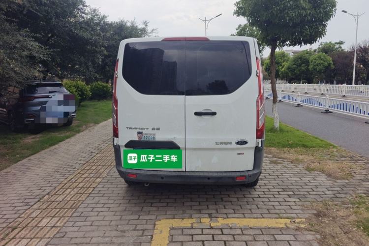Used Ford Transit 2019 2.0T Diesel Multi-Purpose Commercial Vehicle Short Wheelbase Low Roof 6-Seater China VI Standard Rear
