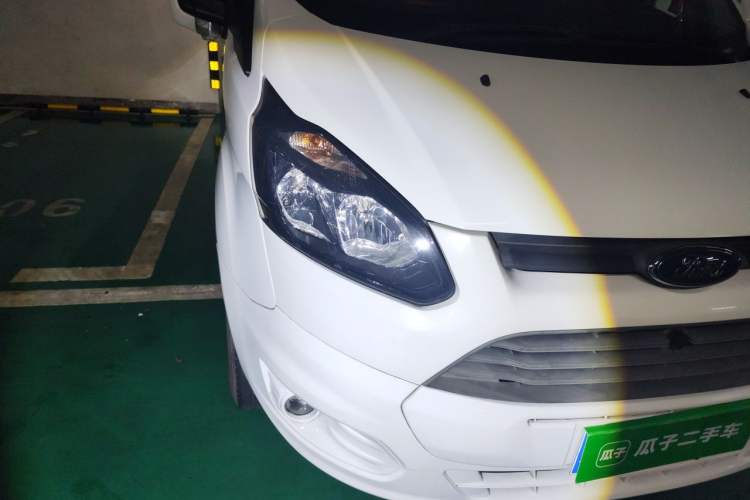 Used Ford Transit  Right Front Headlight