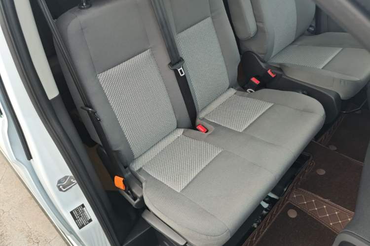 Used Ford Transit 2019 2.0T Gasoline Automatic Multi-Function Commercial Vehicle Mid-Roof 6-Seater China VI Standard Right Front Seat