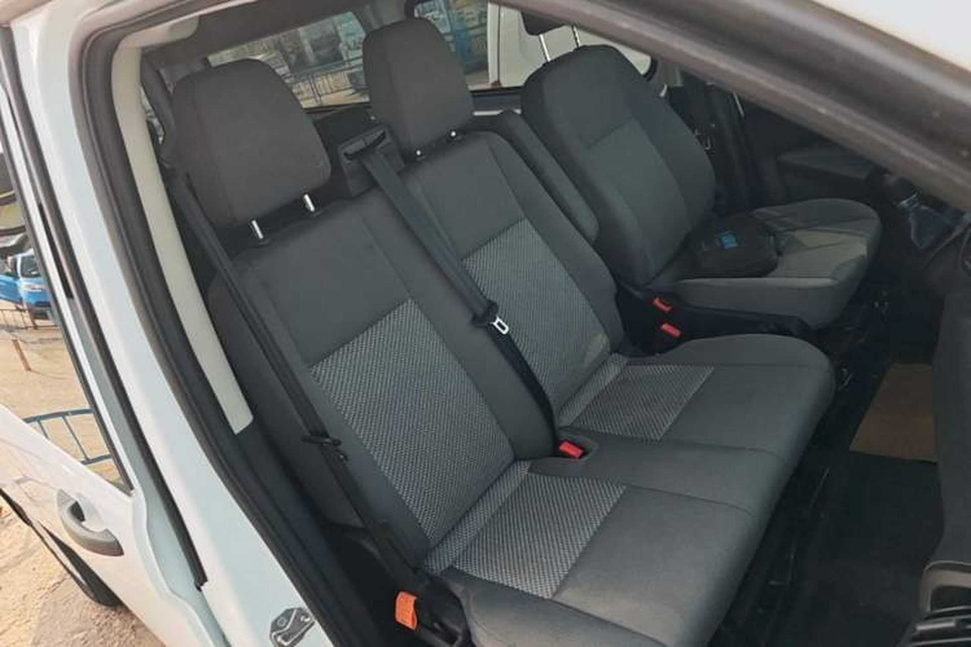 Used Ford Transit 2019 2.0T Diesel Multi-Purpose Commercial Vehicle Mid-Drive Mid-Roof 6-Seater China VI Standard Right Front Seat