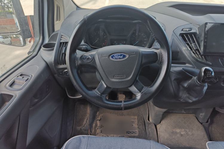 Used Ford Transit 2019 2.0T Gasoline Multi-Function Commercial Vehicle Short Wheelbase Mid-Roof 6-Seater China VI Standard Steering Wheel