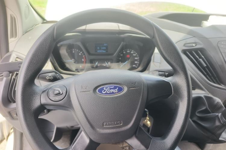 Used Ford Transit 2019 2.0T Diesel Multi-Purpose Commercial Vehicle Mid-Drive Mid-Roof 6-Seater China VI Standard Steering Wheel