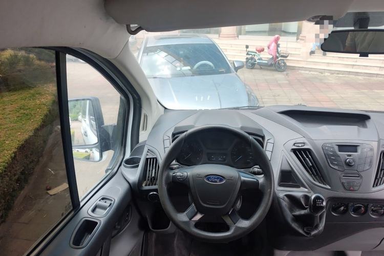 Used Ford Transit 2019 2.0T Gasoline Multi-Purpose Commercial Vehicle Mid-Drive Mid-Roof 6-Seater China VI Standard Steering Wheel