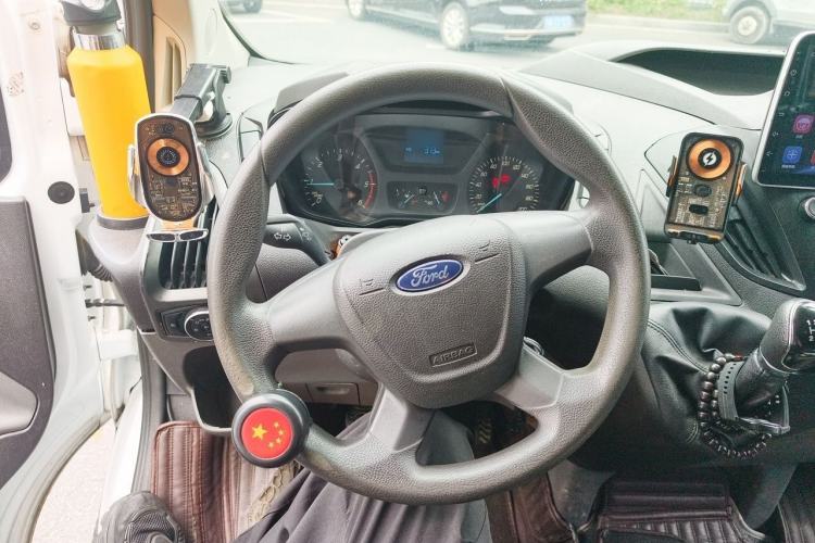 Used Ford Transit 2019 2.0T Diesel Multi-Purpose Commercial Vehicle Mid-Drive Mid-Roof 6-Seater China VI Standard Steering Wheel