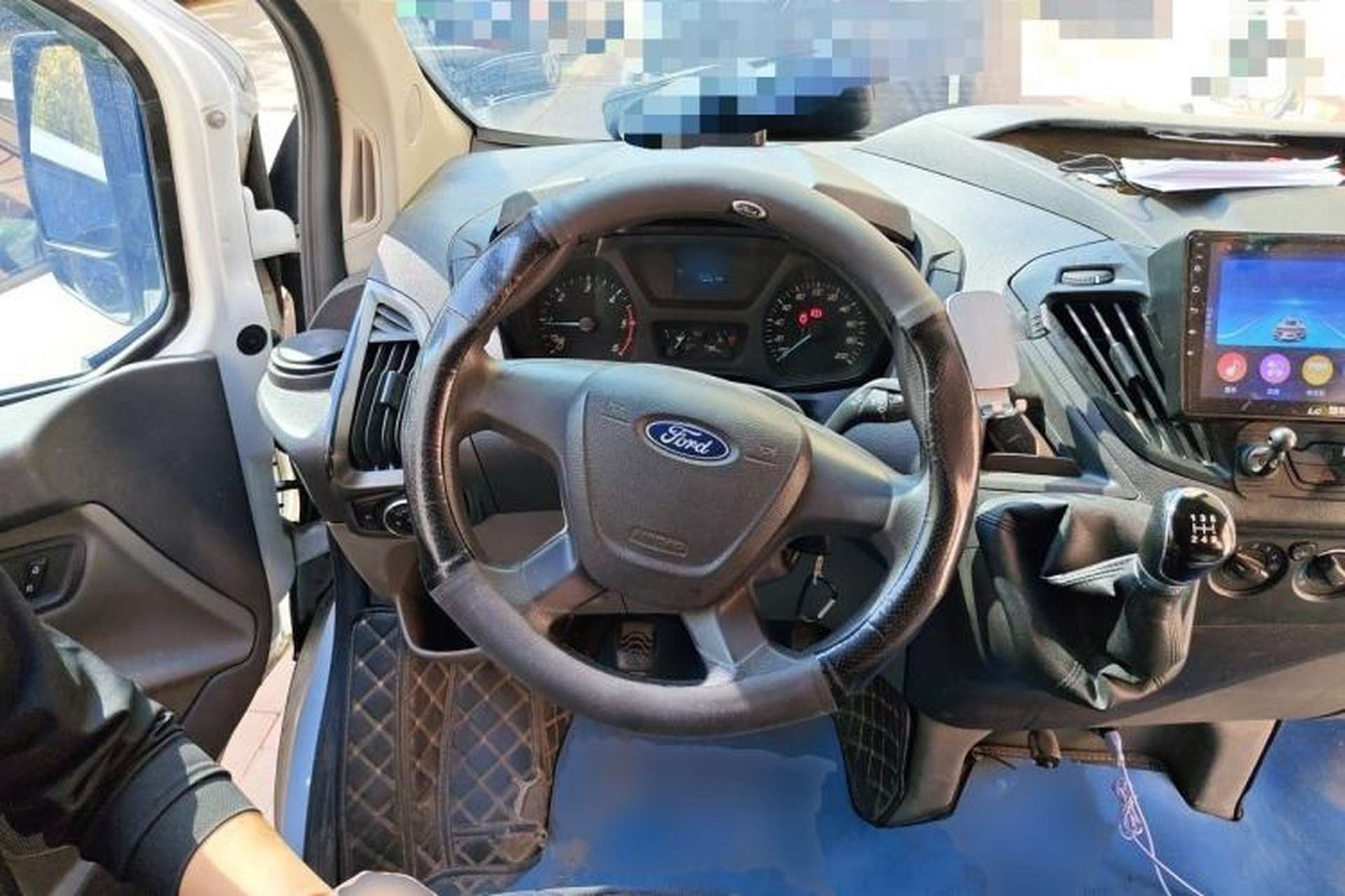 Used Ford Transit 2019 2.0T Diesel Multi-Purpose Commercial Vehicle Short Wheelbase Low Roof 6-Seater China VI Standard Steering Wheel