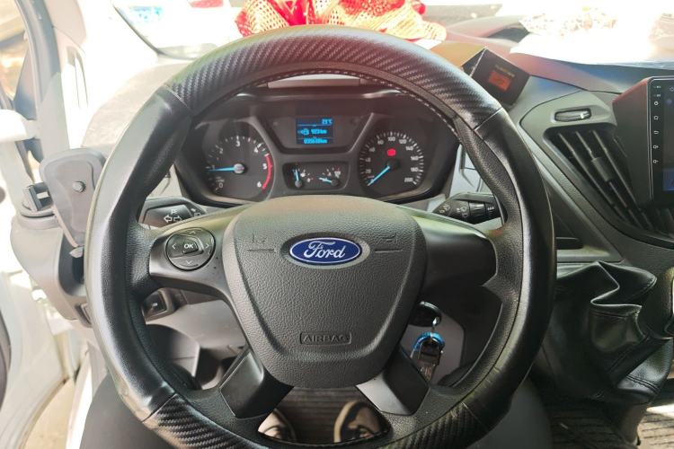 Used Ford Transit 2019 2.0T Diesel Multi-Purpose Commercial Vehicle Mid-Drive Mid-Roof 6-Seater China VI Standard Steering Wheel