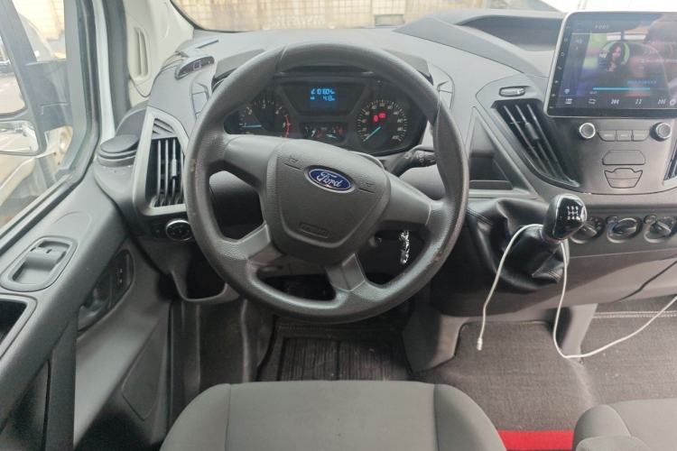 Used Ford Transit 2019 2.0T Diesel Multi-Purpose Commercial Vehicle Mid-Drive Mid-Roof 6-Seater China VI Standard Steering Wheel
