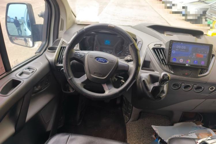 Used Ford Transit 2019 2.0T Diesel Multi-Purpose Commercial Vehicle Mid-Drive Mid-Roof 6-Seater China VI Standard Steering Wheel