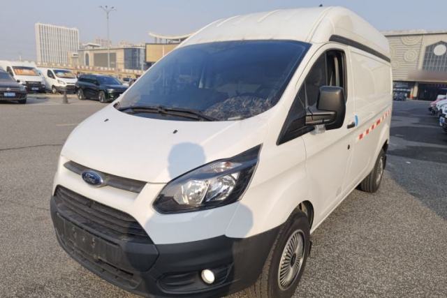 Used Ford Transit 2019 2.0T Diesel Van Mid-Chassis Mid-Roof 3-Seater China VI Standard
