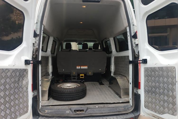 Used Ford Transit 2019 2.0T Gasoline Multi-Purpose Commercial Vehicle Mid-Drive Mid-Roof 6-Seater China VI Standard Trunk