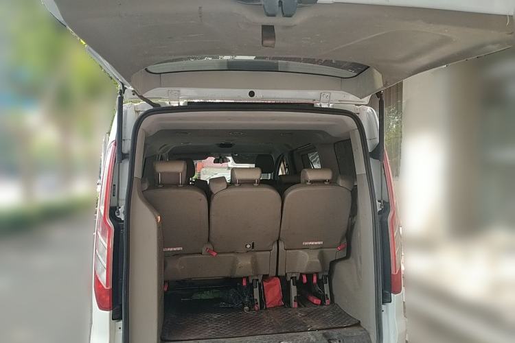 Used Ford Transit 2019 2.0T Diesel Commercial & Travel Short Wheelbase Low-Roof 7-Seater China VI Standard Trunk